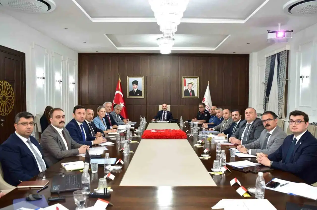 Aydın’da eğitimde güvenlik zirvesi: Öğrenciler için yeni önlemler masada