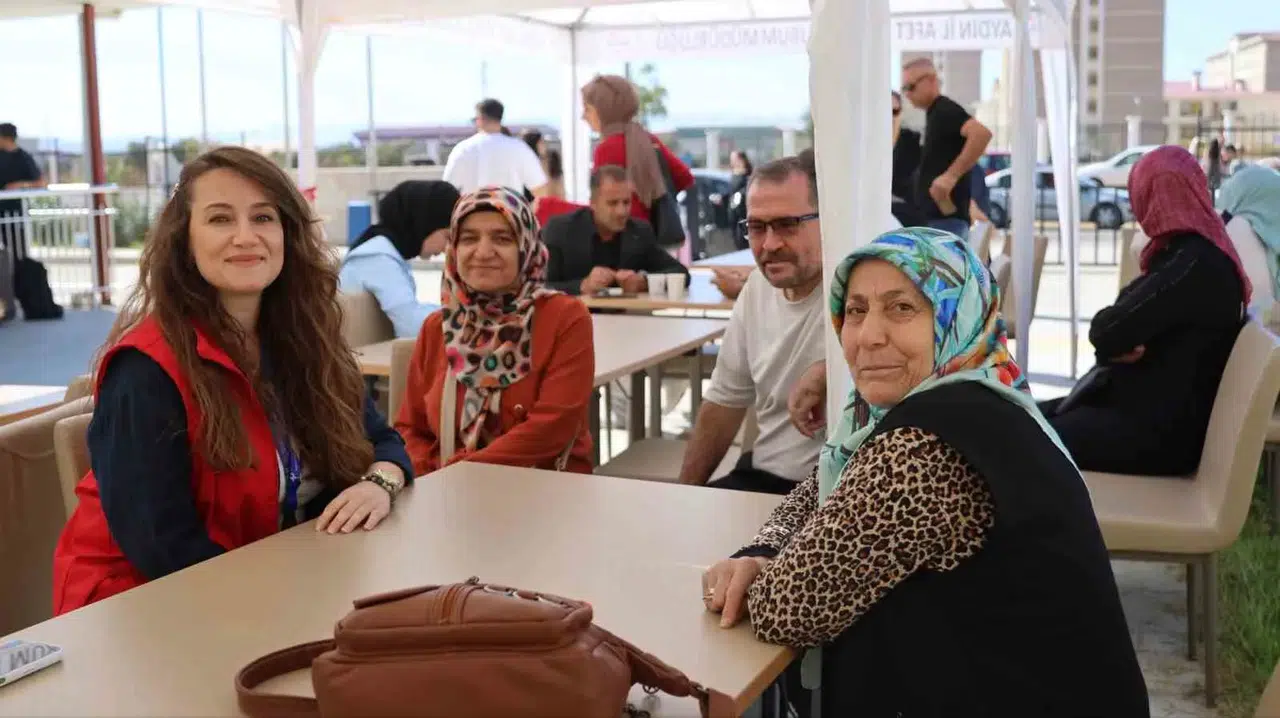 Aydın'da eğitim maratonu başladı: Gençlerin ilk durağı Gençlik Merkezi oldu