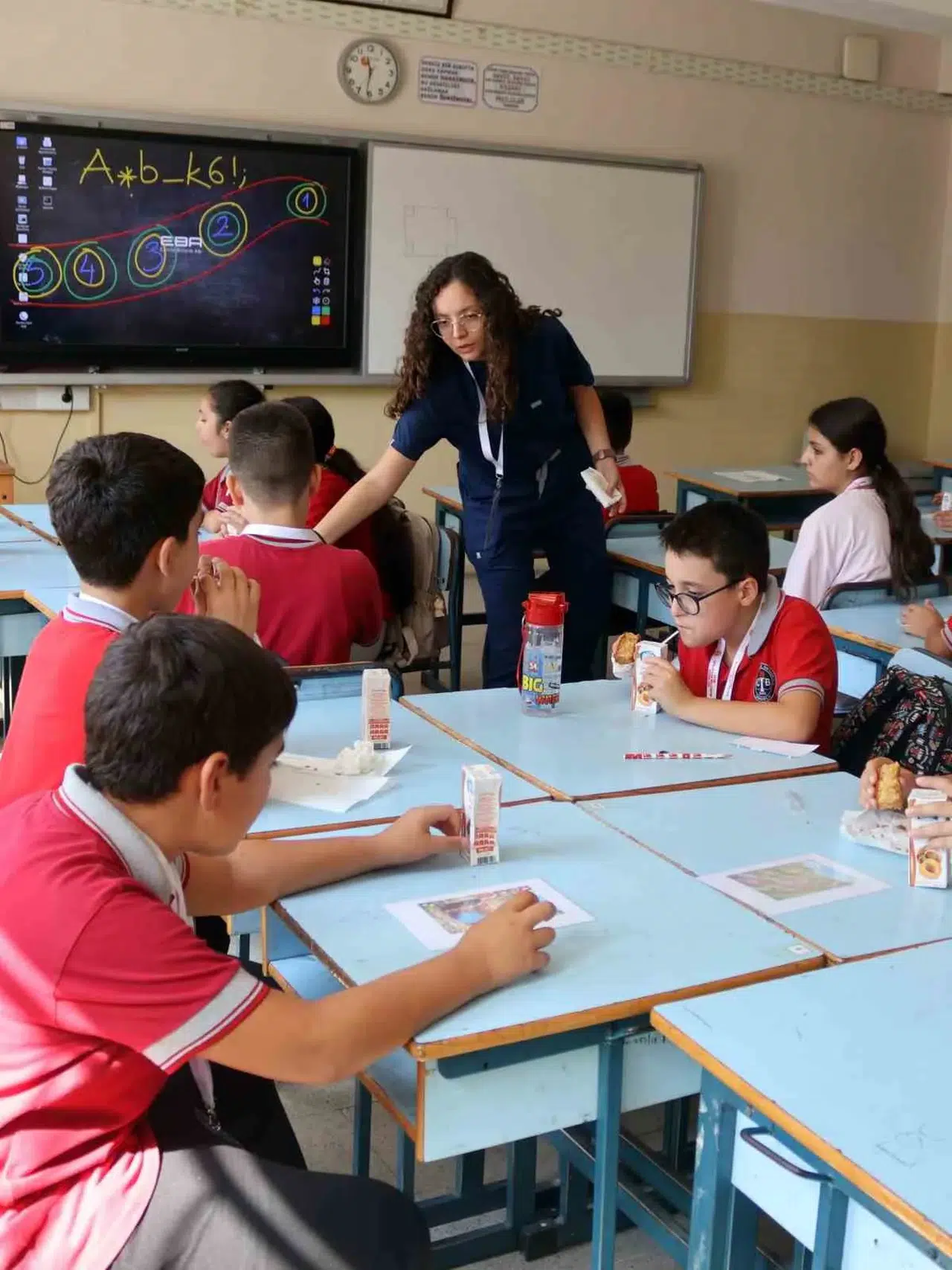 Efelerli öğrencilerden dijital dönüşüm hamlesi: Köy okullarında teknoloji seferberliği