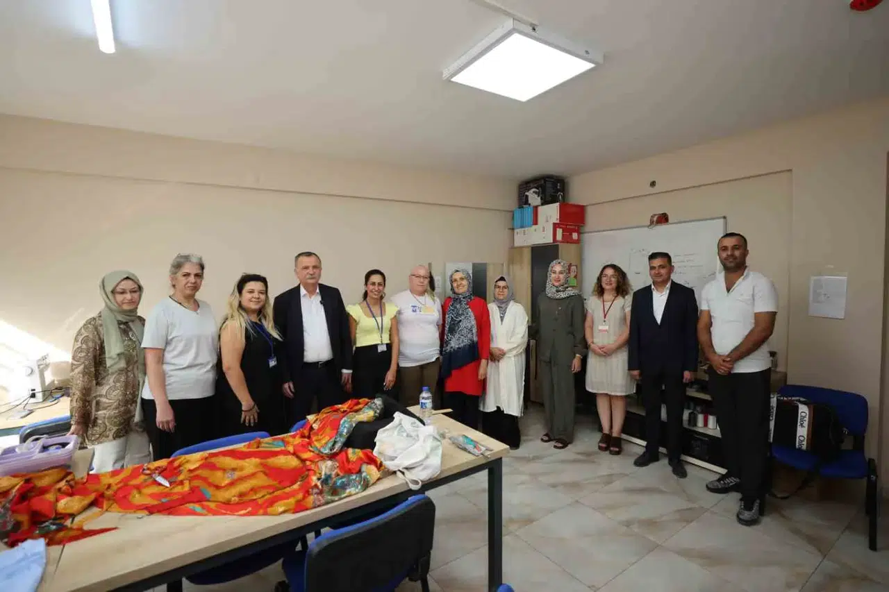 Yunusemre’de kadınların yetenekleri Başkan Balaban ile değer kazanıyor