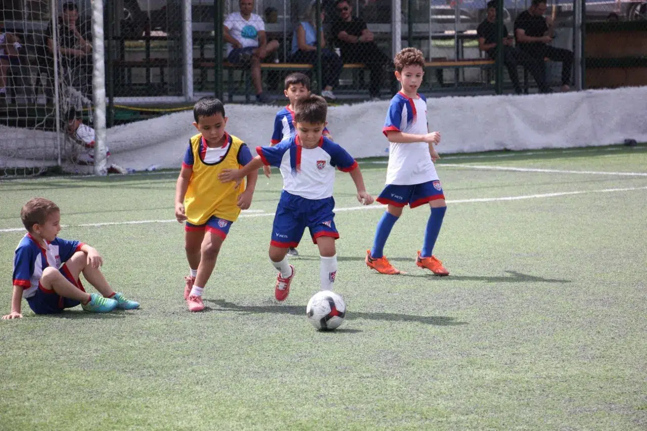 Denizli’nin genç yetenekleri dev kulüplerin radarında: Çamlık FK geleneği bozmuyor