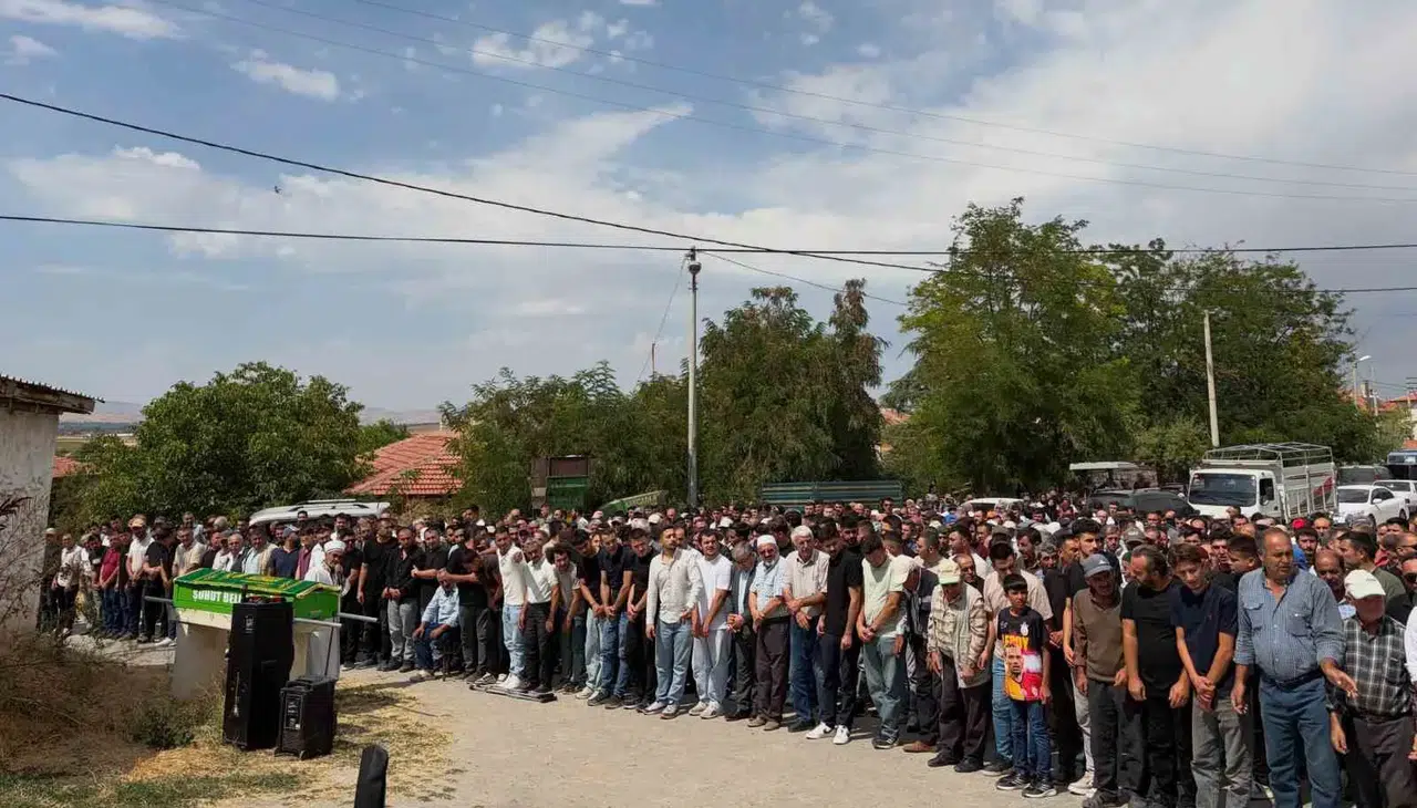 Genç hafızın hazin vedası: Motosiklet kazası Şuhut’u yasa boğdu
