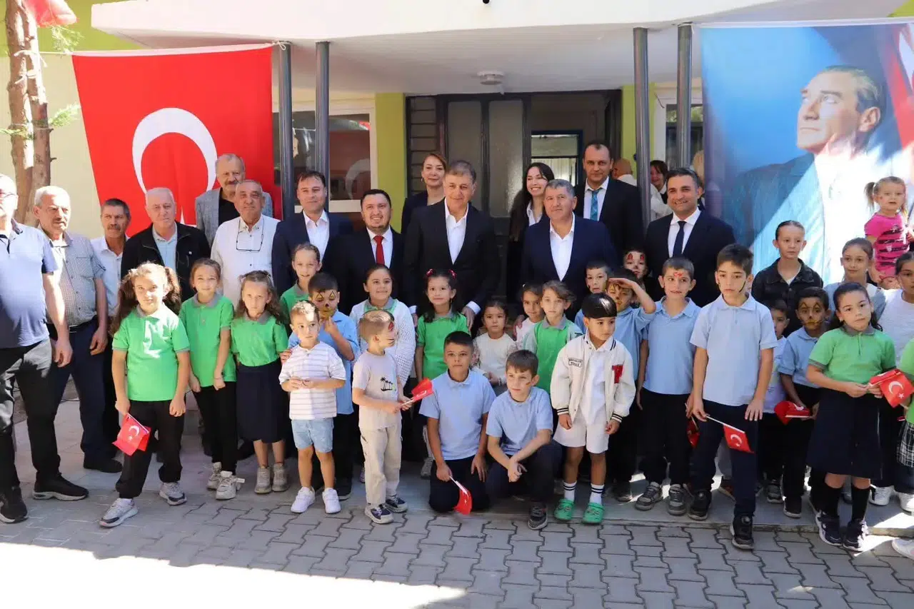 Bayındır’da eğitim yuvası baştan aşağı yenilendi: Çocuklar modern sınıflarına kavuştu