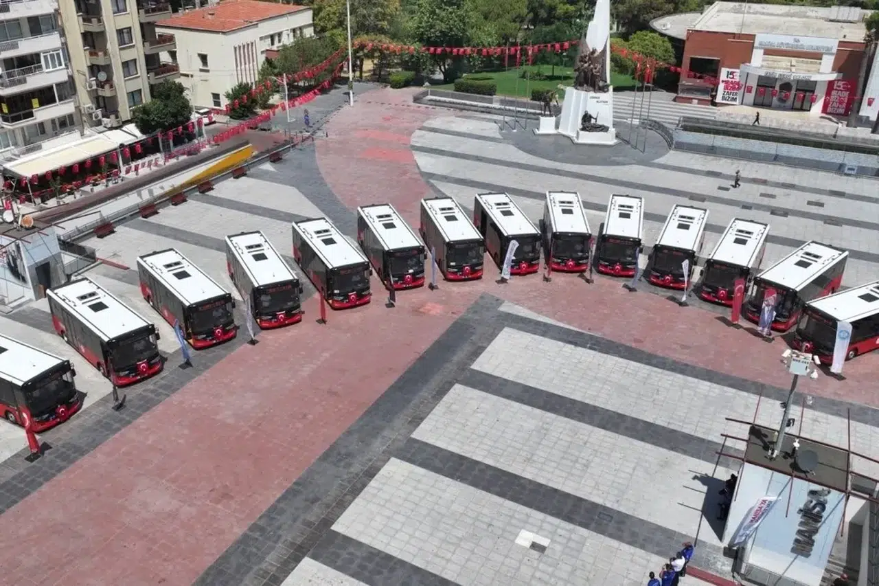 Manisa’da okul dönemi öncesi ulaşım hamlesi: 300 numaralı hat yola çıkıyor