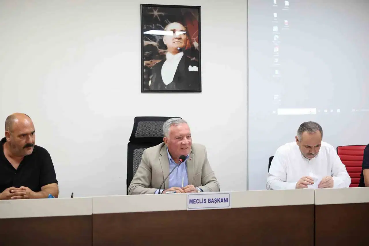 Honaz Belediye Meclisi’nde ibre tersine döndü: CHP yeniden liderliği ele aldı
