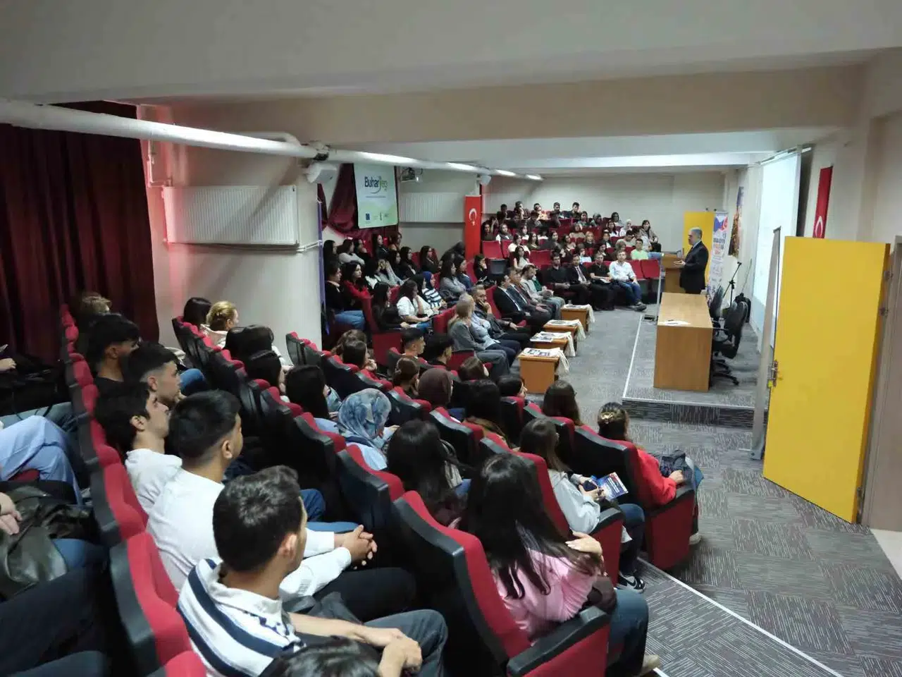 Buharkentli gençler Avrupa kapılarını aralıyor: Proje yazma eğitimiyle yeni ufuklar