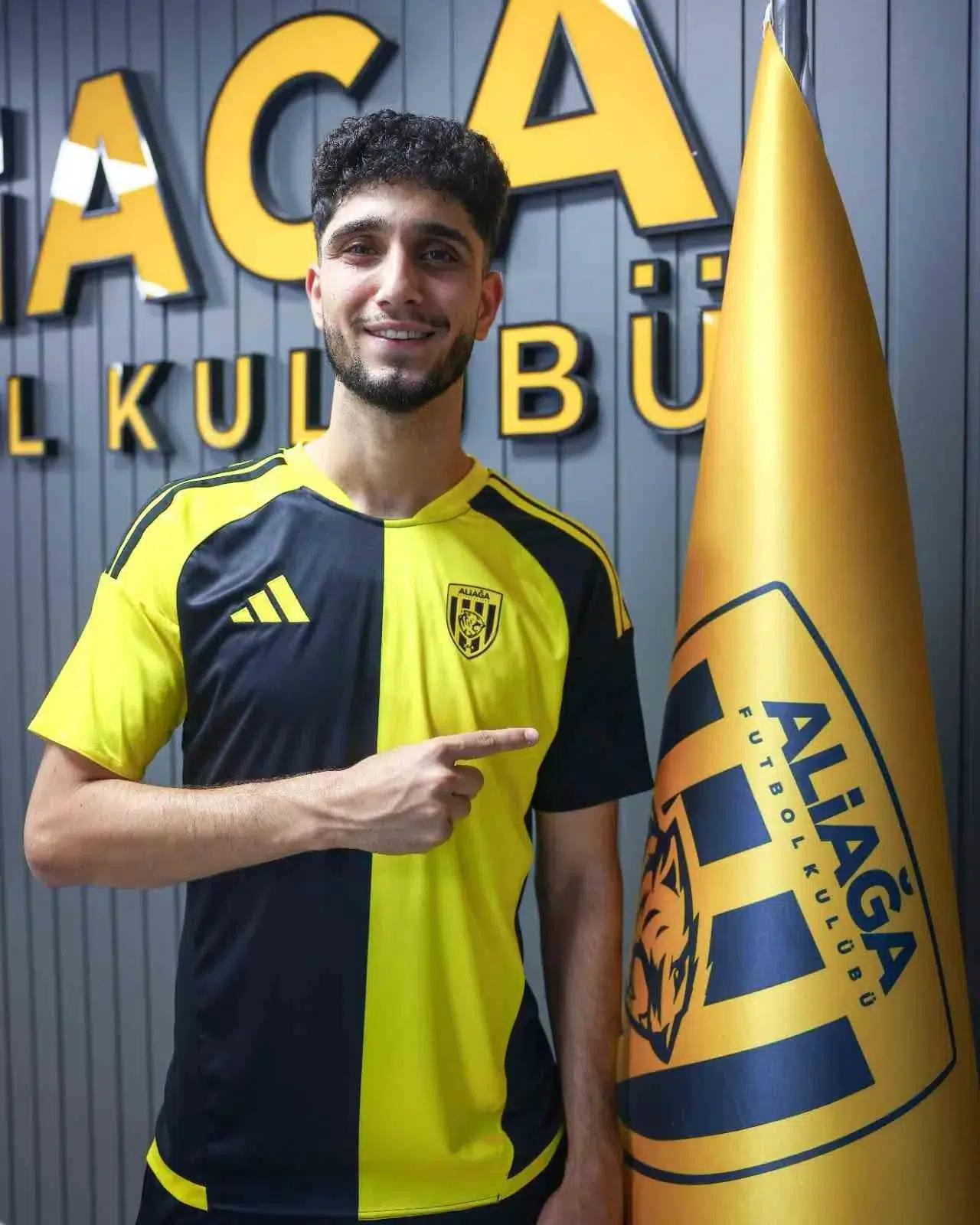 Aliağa FK'da çifte imza şov: Hücum hattına iki genç takviye
