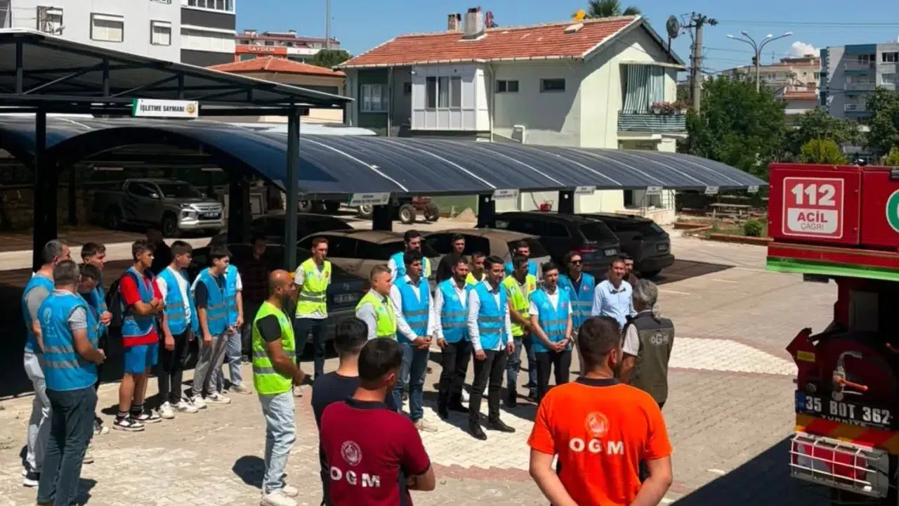 Aliağa Ülkü Ocakları’na uygulamalı orman yangınlar
