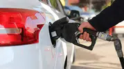 Motorinde 1 TL indirim pompaya yansıdı, benzin ve LPG'de son durum ne?