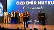 İzBBŞT, Özdemir Nutku Tiyatro Ödülleri’nden dört ödülle döndü