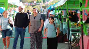 Didim’de bereketli hasat zamanı: Toprağın emektarları Akyeniköy’de buluştu