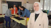 Atıl kalan tesis kadınların üretim merkezi oldu: Hayaller dikiş makinesinde hayat buluyor