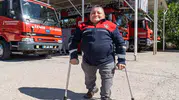 İzmir’in "110 Yaşar"ı: Cam kemik hastalığına inat 24 yıldır görev başında