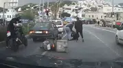 Bodrum trafiğinde dehşet anları: Kuryeyi darbeden magandalara ağır fatura