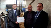 Uşak hayvancılığında güven tazeleyen adım: İki işletme daha sertifikasını aldı