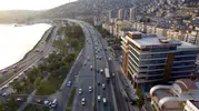 Bayraklı Belediyesi’nde dev operasyon: Milyonluk vurgunun izi aile hesaplarına kadar uzandı
