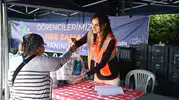 Kuşadası'nda minik öğrencilerin beslenme çantaları belediyeden