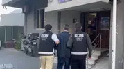 Bayraklı’da adliye trafiği: Eski başkan Sandal ve belediye yöneticileri hakim karşısında