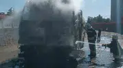 Afyonkarahisar'da korku dolu anlar: Park halindeki tanker alevlere teslim oldu