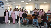 Kemoterapi ünitesinde duygusal anlar: Hastalar müzikle şifa buldu