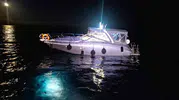 Marmaris açıklarında korku dolu anlar: Kayalıklara çarpan teknedeki iki kişi son anda kurtarıldı