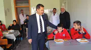Bolvadin’de eğitimde fırsat eşitliği için öğrencilerle aynı sofrada buluştu
