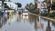 Bodrum'da sağanak kabusu: Ana arterler sular altında kaldı