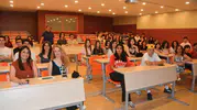Gençler dijital dünyanın rotasını çizecek: Ege Üniversitesi’nden geleceğin içerik üreticilerine özel eğitim