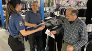 Selendi pazarında emniyetten kritik uyarı: Dolandırıcılara karşı tetikte olun