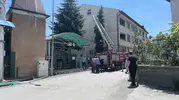 Kütahya'da yürek ısıtan operasyon: İtfaiye ekipleri minik serçenin imdadına yetişti