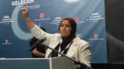 Aliağa siyasetinde istikrar mesajı: Nuray Aydemir yeniden başkan seçildi