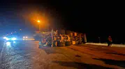 Manavgat yolunda korkutan kaza: Beton mikseri yan yattı