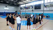 Ege'nin gururu parkeye indi: Turgutlu Belediyesi'nde Süper Lig heyecanı başladı