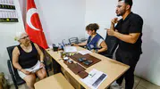 İzmir'de sessizliğe son: İhtiyaç sahiplerine işitme cihazı desteği başlıyor