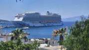 Bodrum limanında dev hareketlilik: Aroya binlerce turisti ağırladı