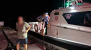 Mavi sularda acil durum: Rahatsızlanan yolcu için zamanla yarıştılar