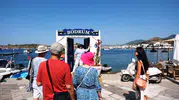 Bodrum’un yeni simgesi Kumbahçe’de: Ege’nin mavisi kapılara taşındı