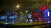 Kırmızı ışıkta beklememek için plakasını gizledi: Faturası ağır oldu