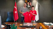 Samsunspor’un Yıldız Adayı Kuzey Topçu’dan Başkan Zencirci’ye Duygu Dolu Vefa Örneği