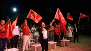 Didim’de 104. Yıl Coşkusu: Fener Alayı’ndan İzmir Marşı’na Zafer Yürüyüşü