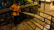 Efeler’de Gece Gündüz Mesai: Temizlik Ekipleri Sahada