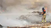 Buca sanayisinde bitmek bilmeyen çöp kâbusu: Esnaf isyan bayrağını açtı