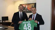 Muğlaspor’dan Başsavcı Kayaközü’ne nezaket ziyareti: 48 numaralı forma hediye edildi
