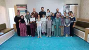 Emirdağ'da Yaz Kursu Öğrencilerinden Renkli Turnuva: Hava Hokeyinde Kıyasıya Rekabet