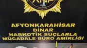 Afyonkarahisar'da zehir tacirine geçit yok: Otomobildeki zuladan servet çıktı