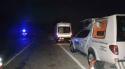 Çal’da Gece Saatlerinde Kaza: Yabani Hayvana Çarpıp Takla Attı, Sürücü Ortada Yok