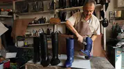 Efe kültürünün son temsilcilerinden: 7 yaşında başladığı mesleğini yarım asırdır zirveye taşıyor