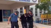 Aliağa'da kaçış sona erdi: Yıllardır aranan dolandırıcı yakayı ele verdi