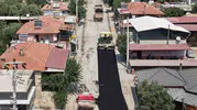 Kuyucaklıların yol çilesi bitiyor: İki mahalle arasında asfalt seferberliği