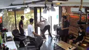 Çiğli'de Bıçaklı Saldırı Girişimi Tek Yumrukla Sonlandı